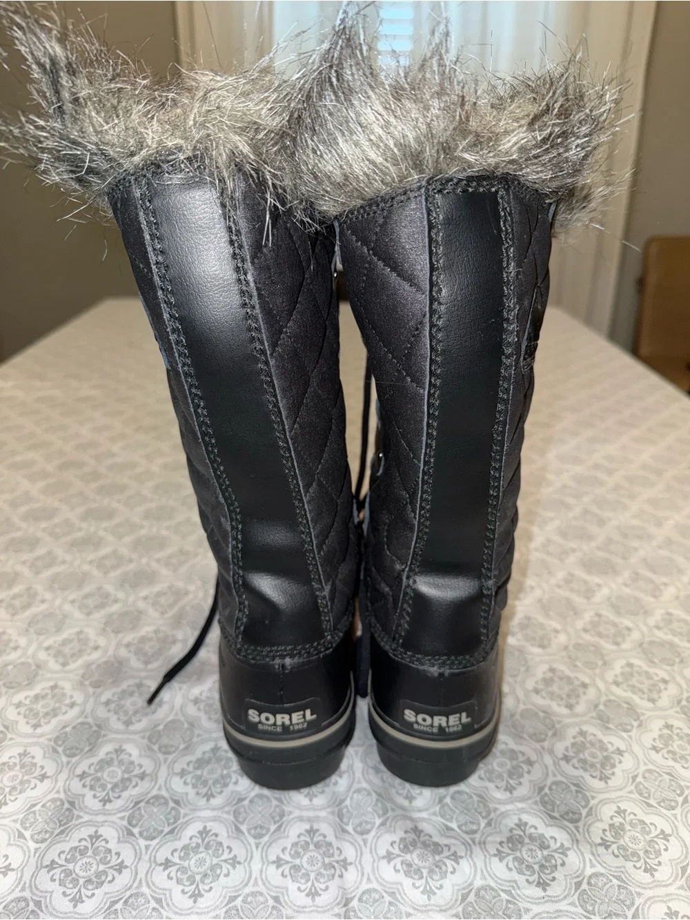 SOREL Tofino II Waterproof Winter Boots Faux Fur Women’s Size 8
